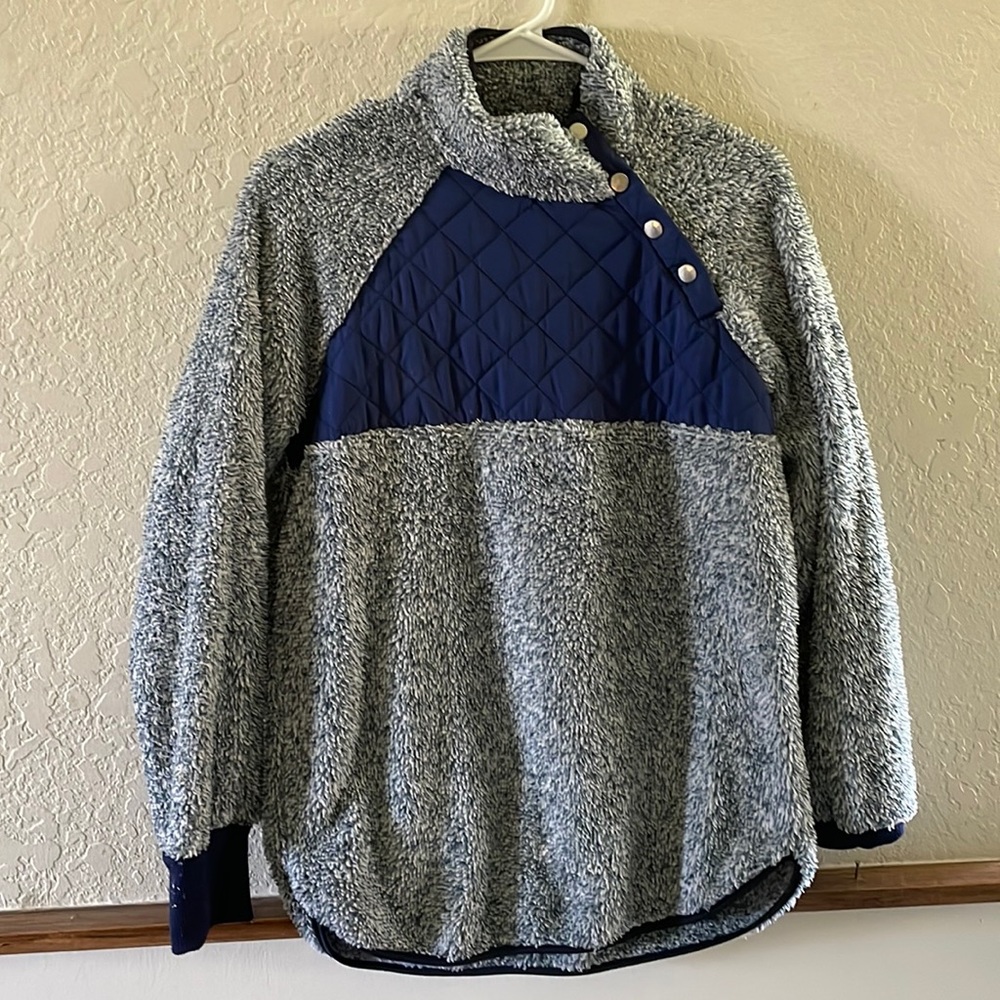 Women’s Fleece Pullover